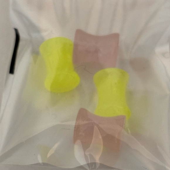 4 pcs Flared Plug Set - Picture 2 of 2